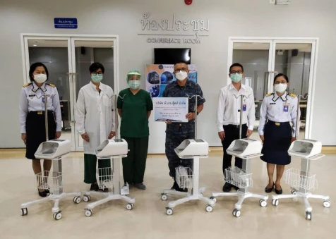 鱼跃医疗向泰国捐赠血压计，泰国公主诗琳通现场体验
